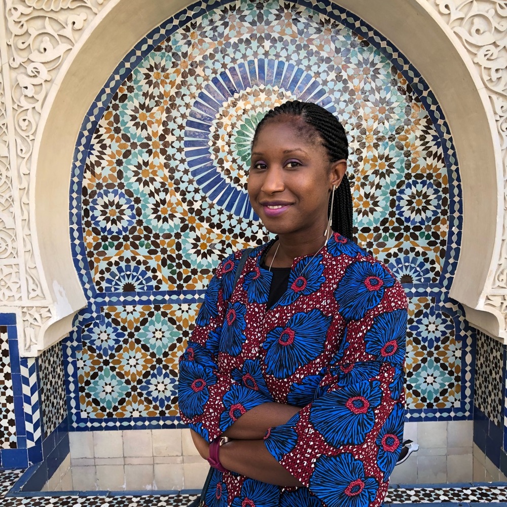 Meet your Posher, Awah